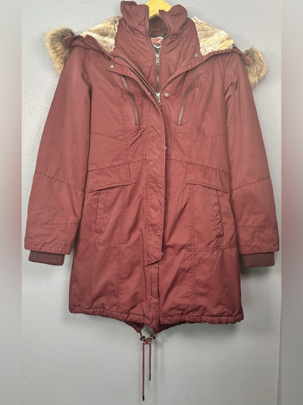 1 Madison Expedition Faux-Fur Trim Hood Parka Size Small Burgundy